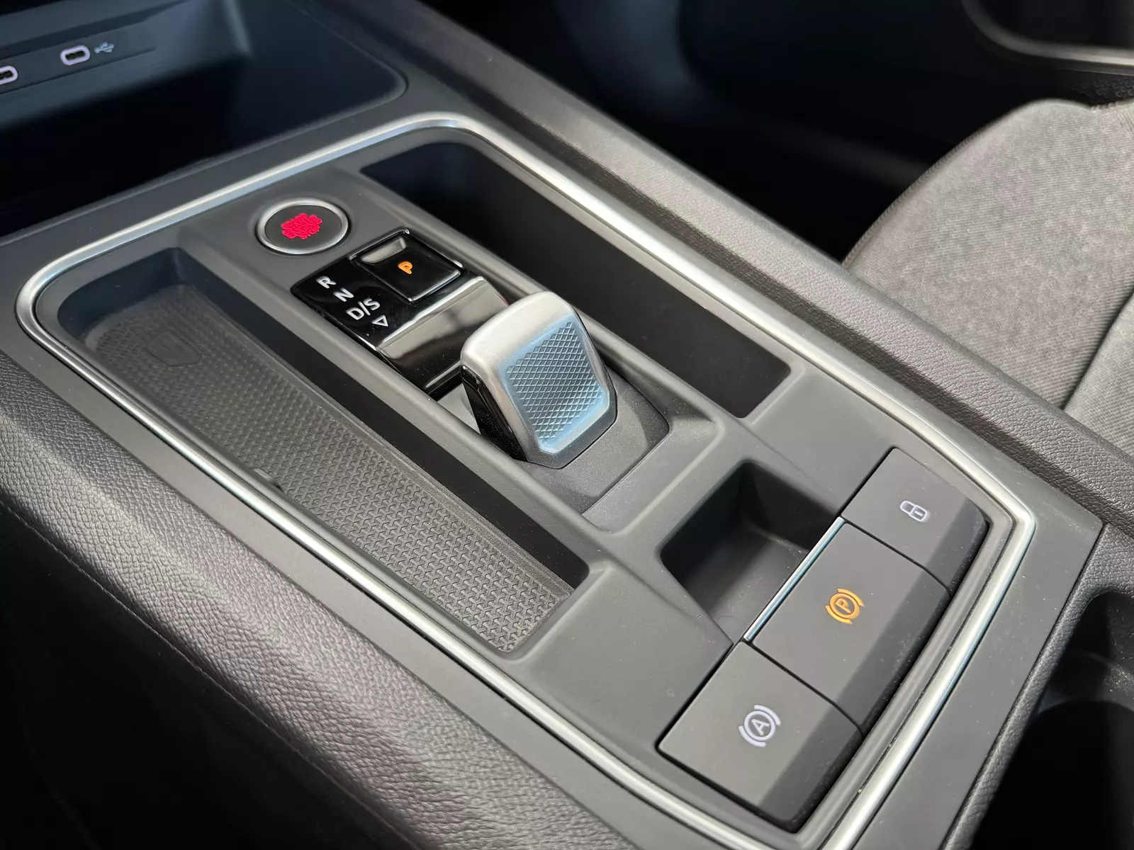 Seat León Sportstourer 1.4 e-Hybrid 204 CV DSG Xcellence Go L 204 CV Automático
