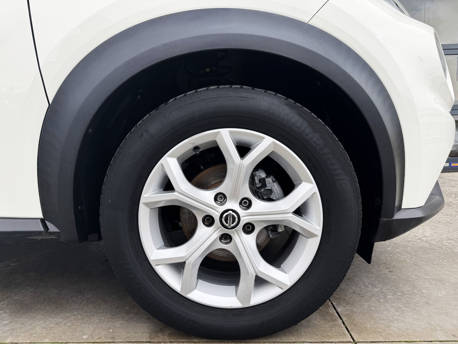 NISSAN Juke 1.0 DIG-T 114CV Acenta 114 CV Manual