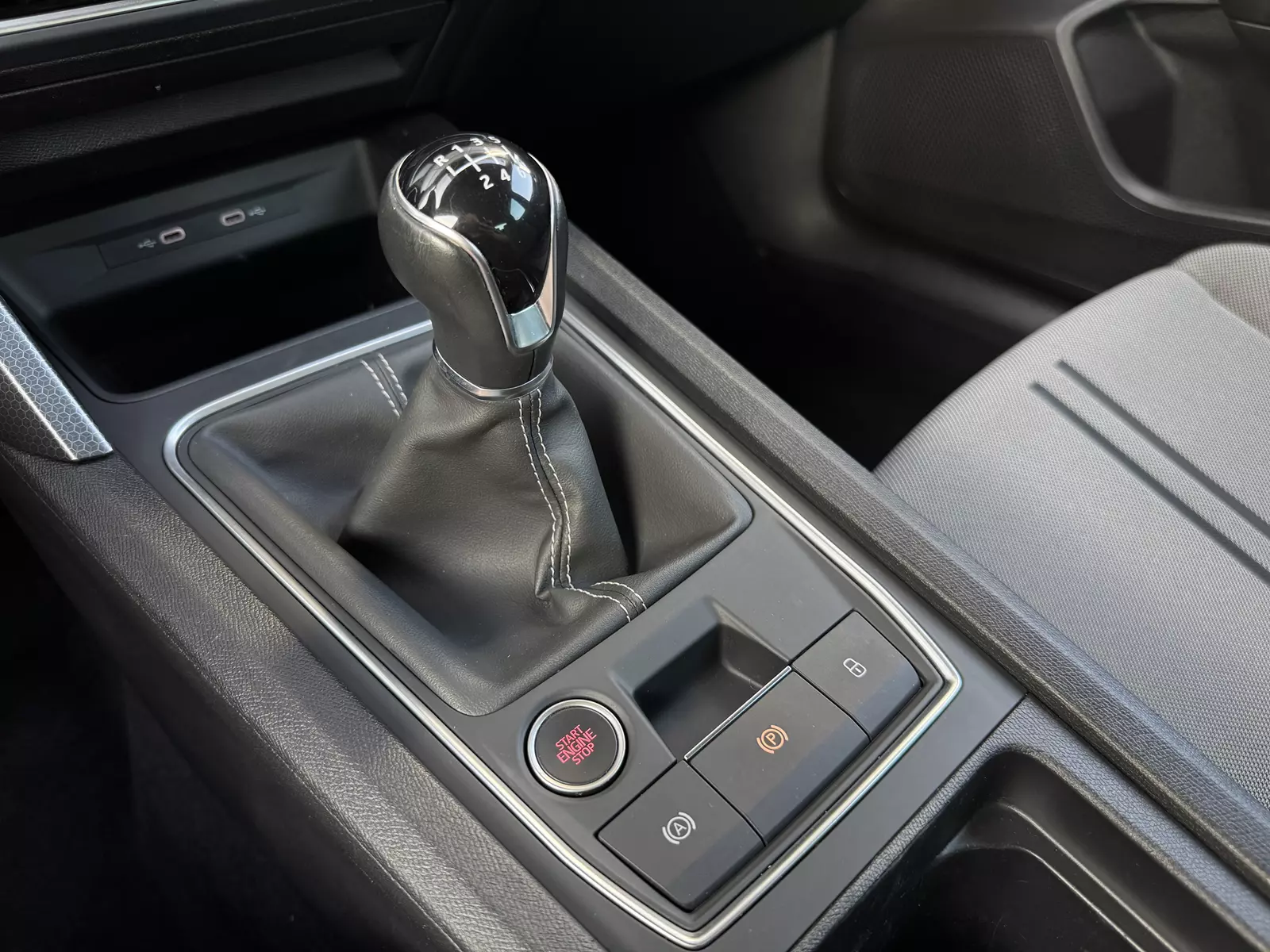 Seat  Leon 2.0 TDI 115cv S&S Style Go 115 CV Manual