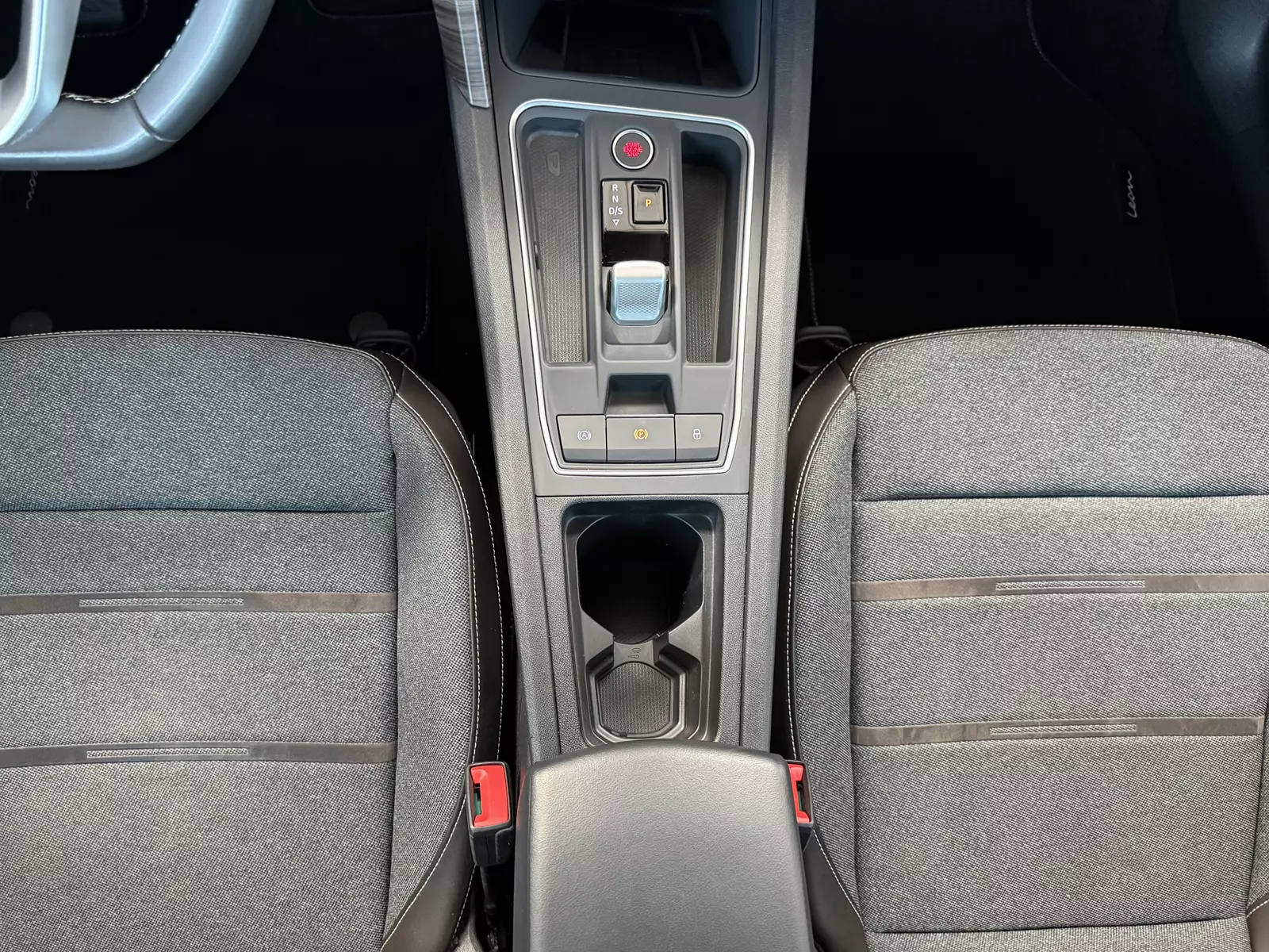 Seat León Sportstourer 1.4 e-Hybrid 204 CV DSG Xcellence Go L 204 CV Automático