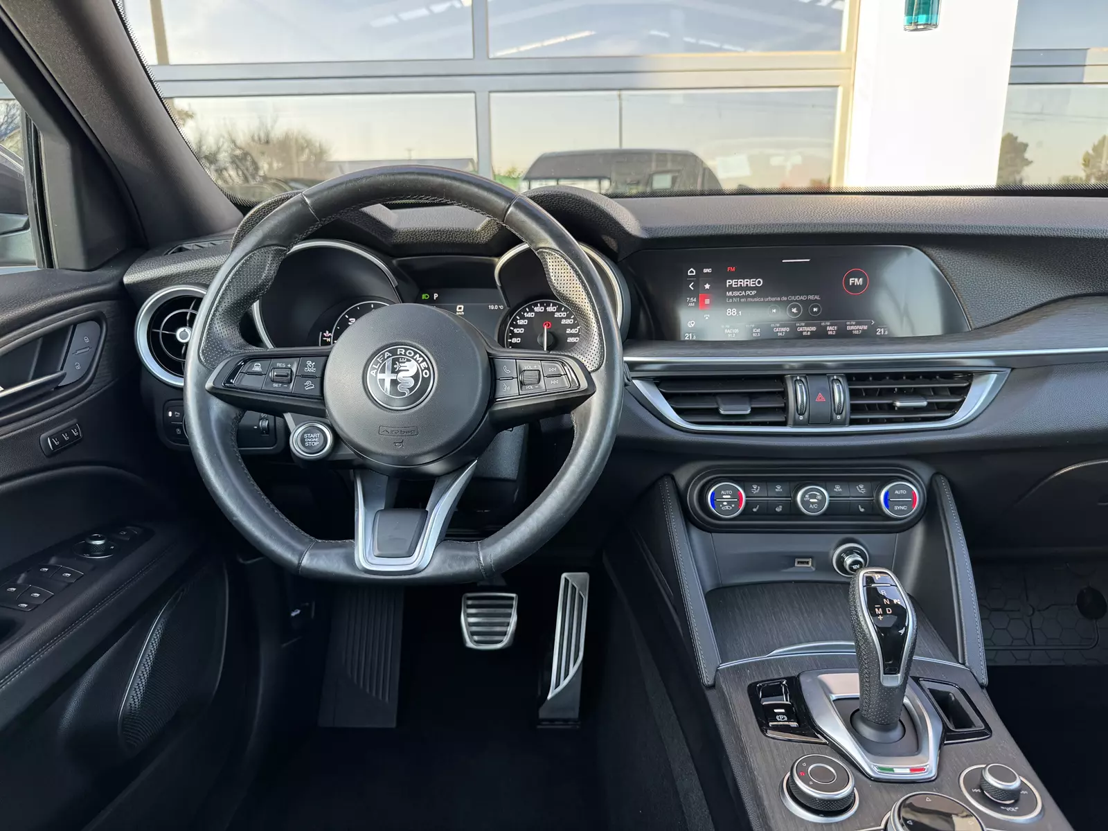 Alfa Romeo  Stelvio 2.2 210CV TI Q4 210 CV Automático