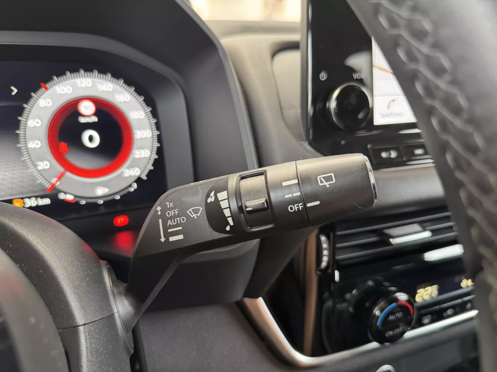 Nissan  Qashqai 1.3 DIG-T MHEV 140cv N-Connecta Hybrid 140 CV Manual