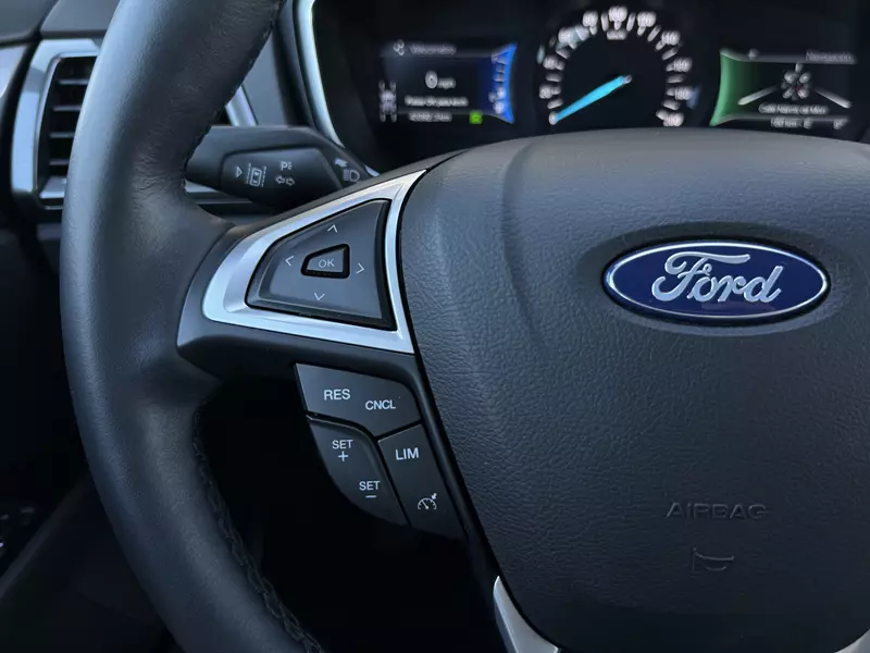 Ford Mondeo 2.0 Titanium 187Cv HEV AT Hybrid  187 CV Automático