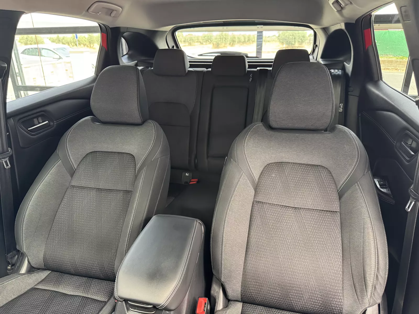 Nissan  Qashqai 1.3 DIG-T MHEV 140cv N-Connecta Hybrid 140 CV Manual