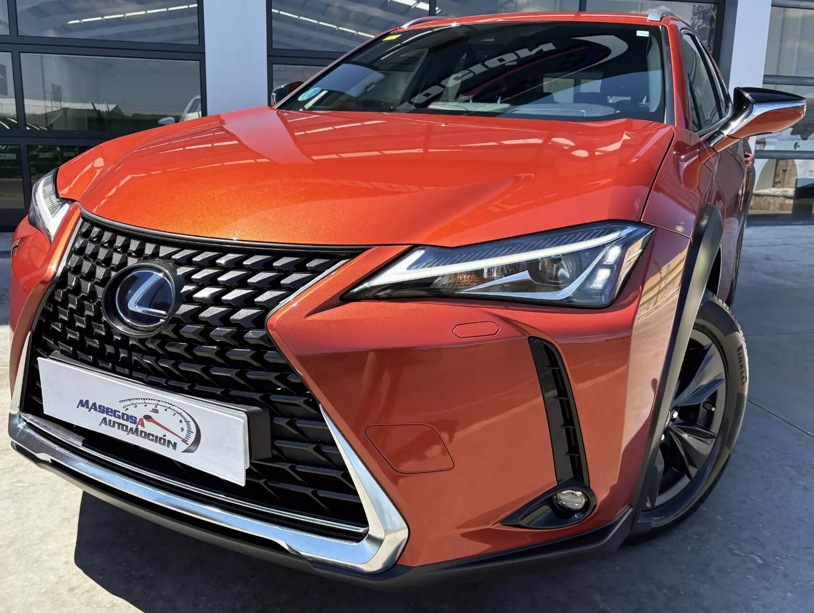 Lexus  UX 250h 2.0 Business 184cv Hybrid 184 CV Automático