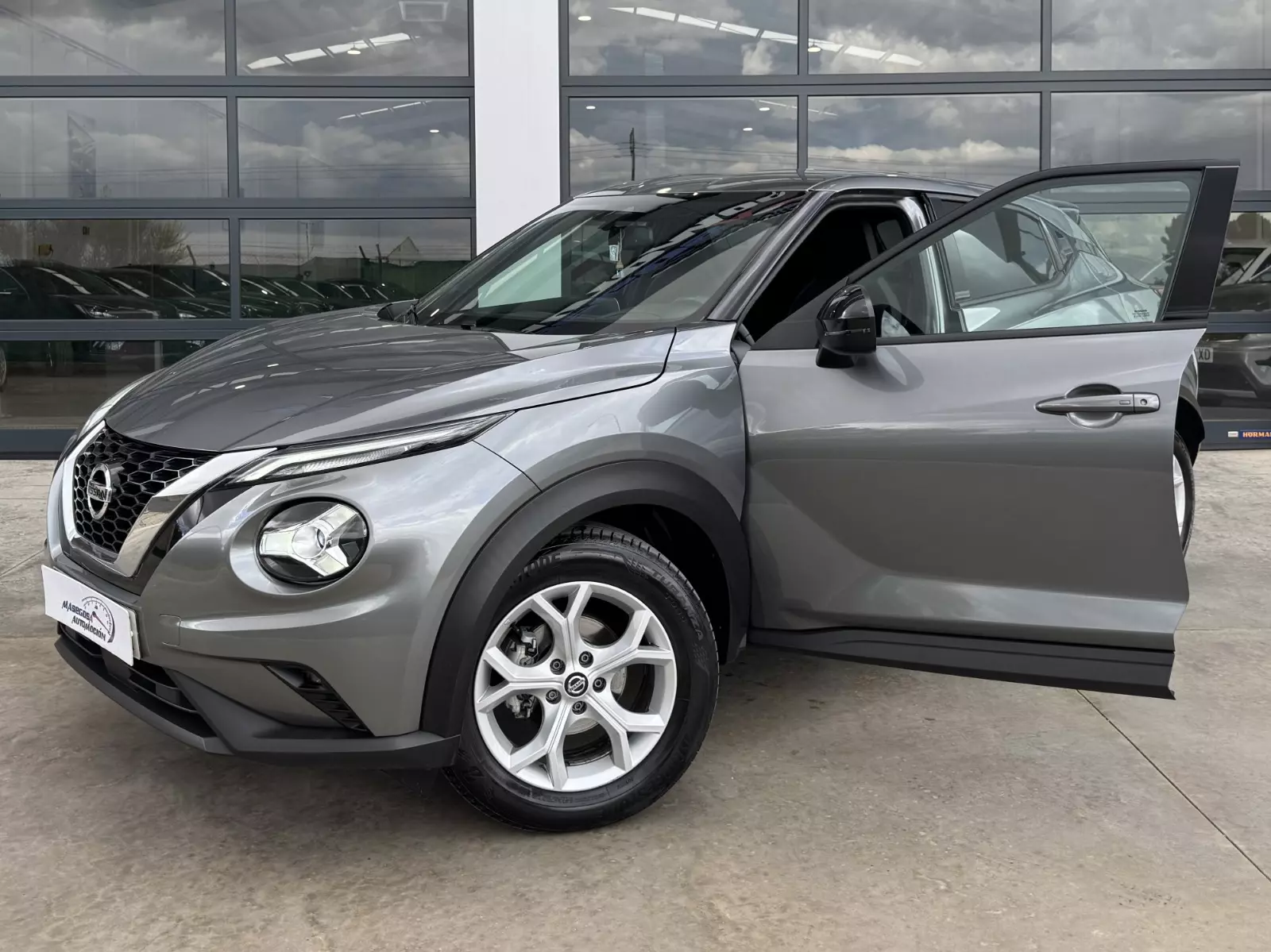 Nissan  Juke 1.0 DIG-T 114CV DCT 7V N-Connecta 114 CV Automático