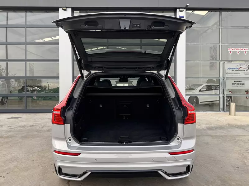 Volvo XC60 2.0 T6 AWD Recharge R-Design Auto 341 CV Automático