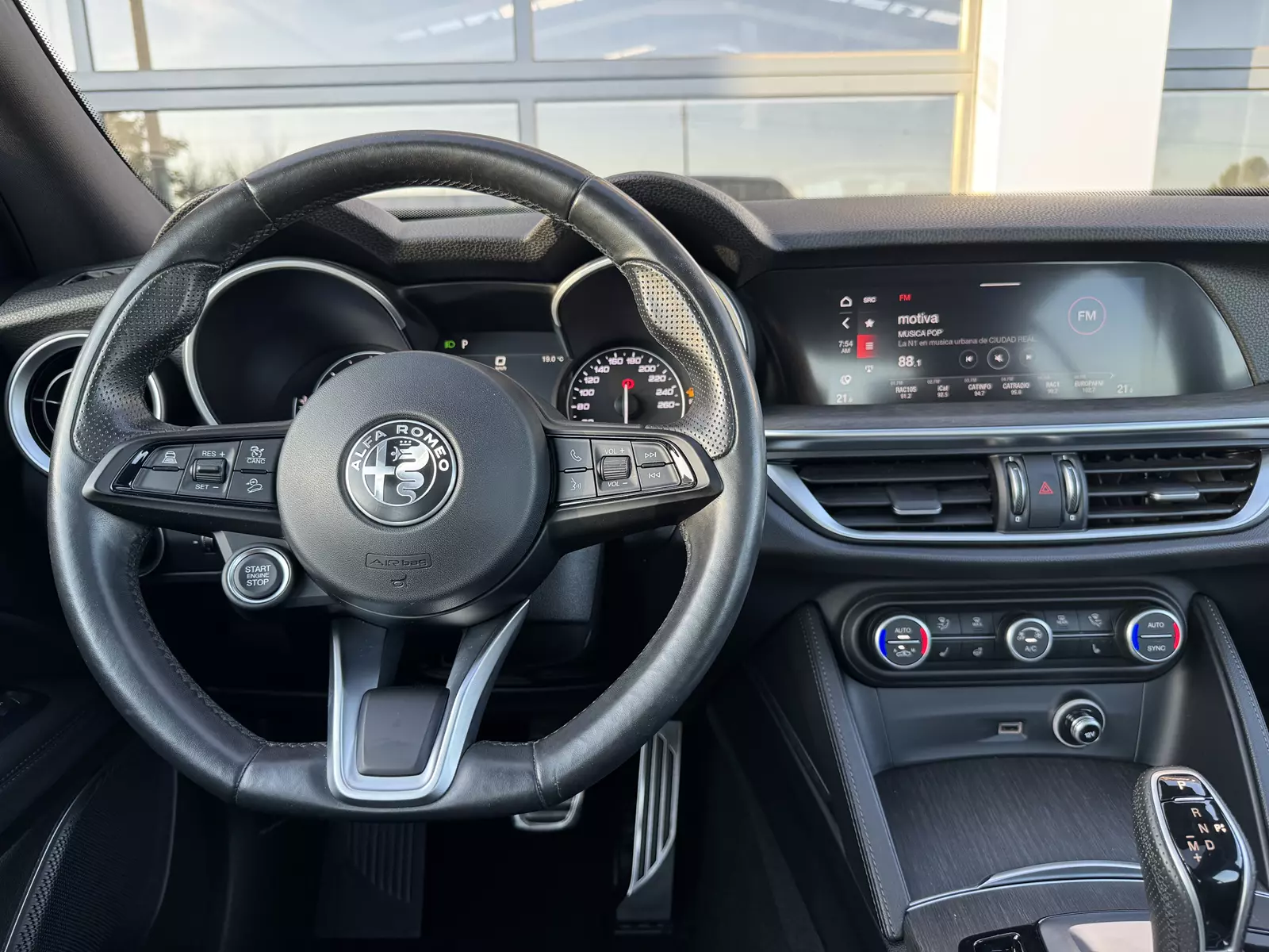 Alfa Romeo  Stelvio 2.2 210CV TI Q4 210 CV Automático