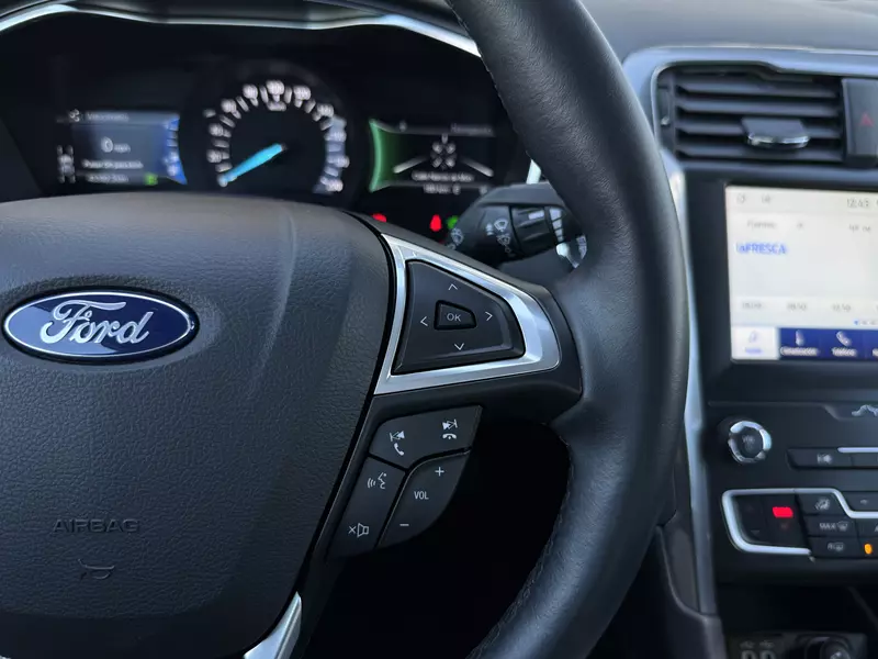 Ford Mondeo 2.0 Titanium 187Cv HEV AT Hybrid  187 CV Automático