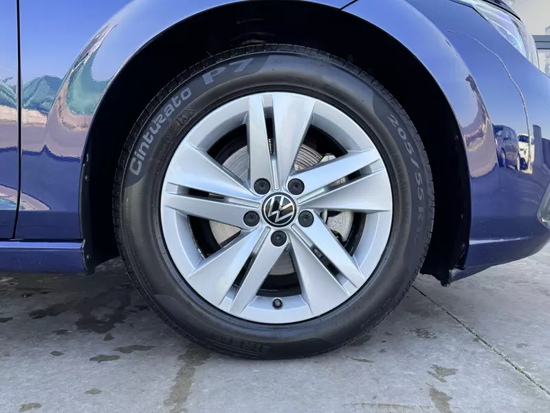 VOLKSWAGEN Golf VIII 2.0 TDI 115cv 115 CV Manual