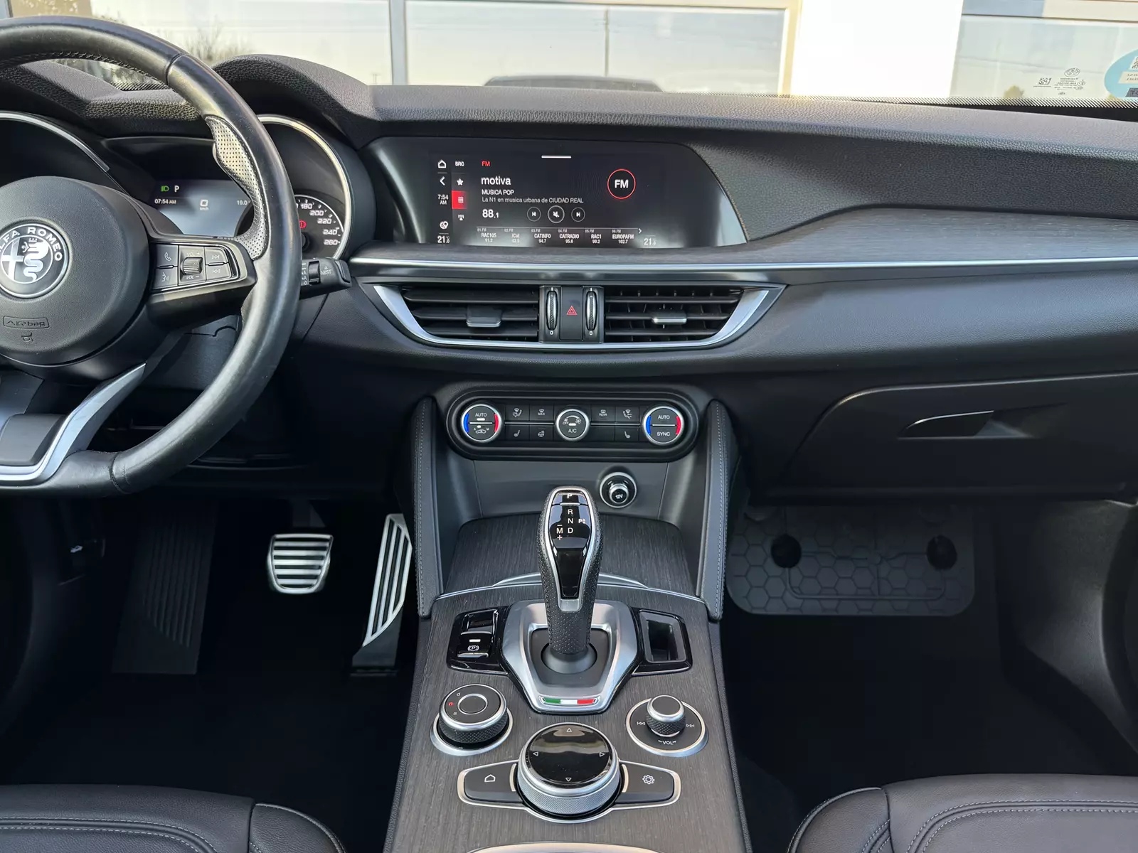Alfa Romeo  Stelvio 2.2 210CV TI Q4 210 CV Automático