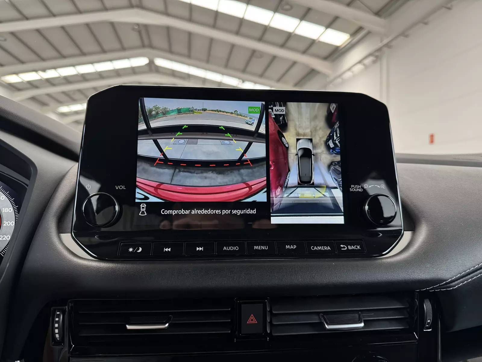 Nissan  Qashqai 1.3 DIG-T MHEV 140cv N-Connecta Hybrid 140 CV Manual