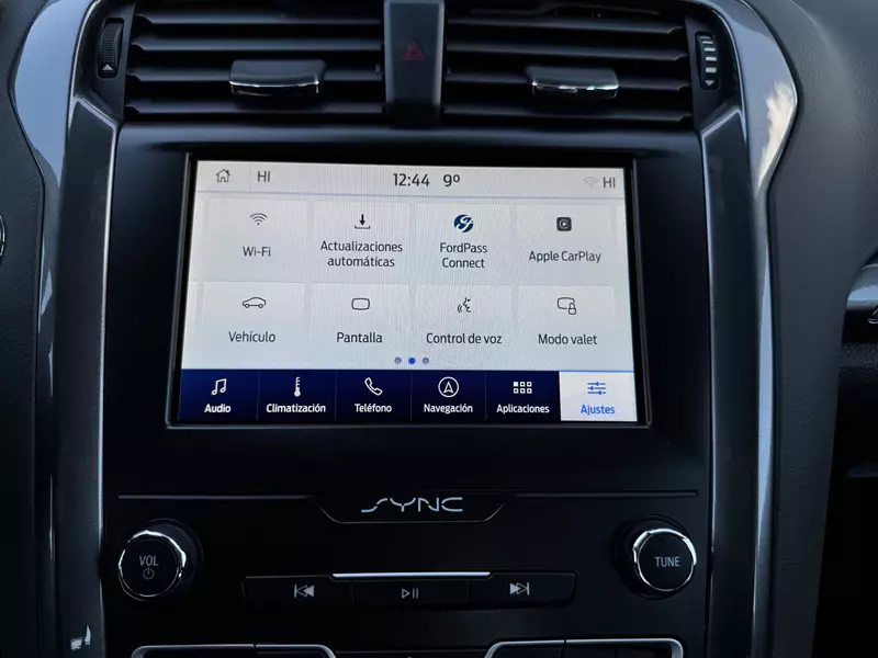 Ford Mondeo 2.0 Titanium 187Cv HEV AT Hybrid  187 CV Automático