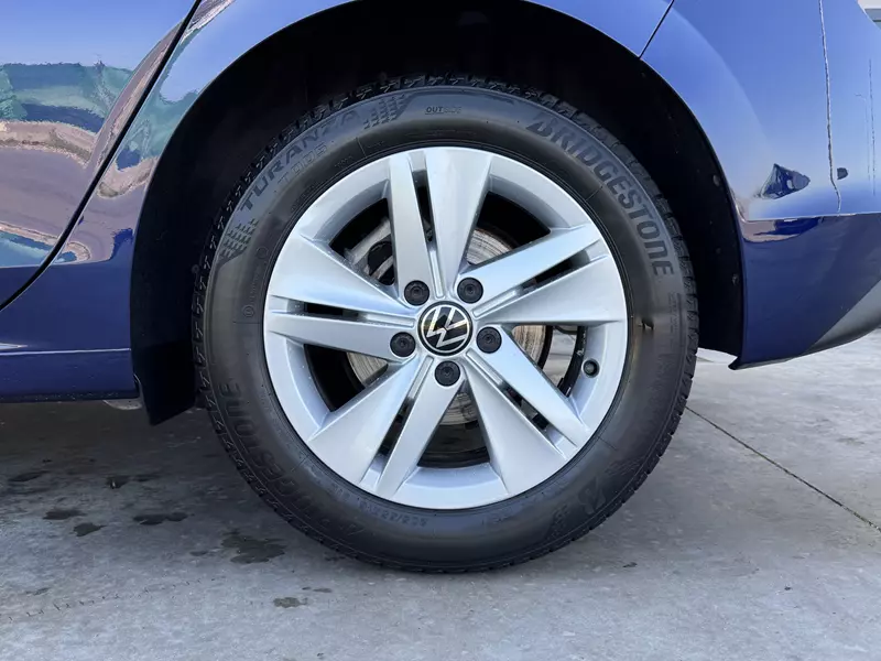 VOLKSWAGEN Golf VIII 2.0 TDI 115cv 115 CV Manual