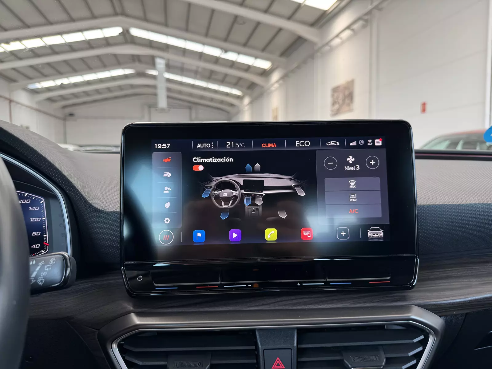 Seat León Sportstourer 1.4 e-Hybrid 204 CV DSG Xcellence Go L 204 CV Automático
