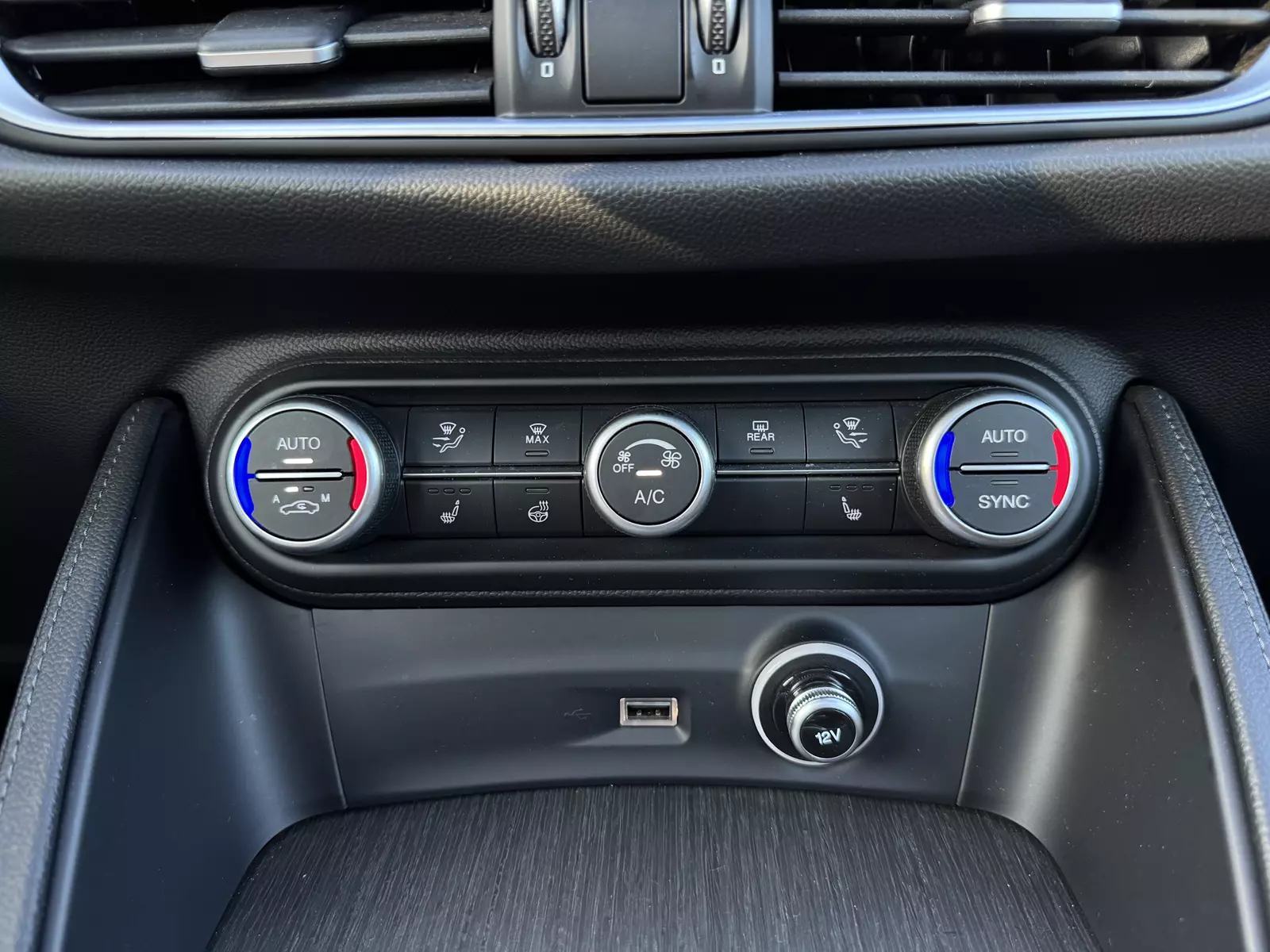 Alfa Romeo  Stelvio 2.2 210CV TI Q4 210 CV Automático