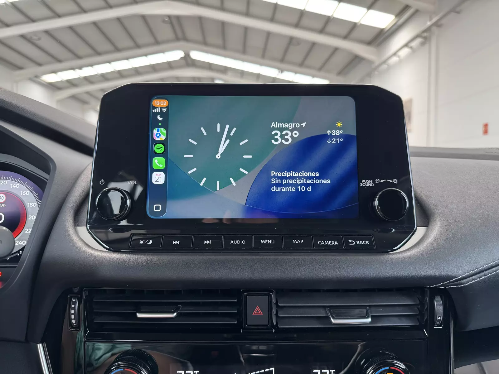 Nissan  Qashqai 1.3 DIG-T MHEV 140cv N-Connecta Hybrid 140 CV Manual