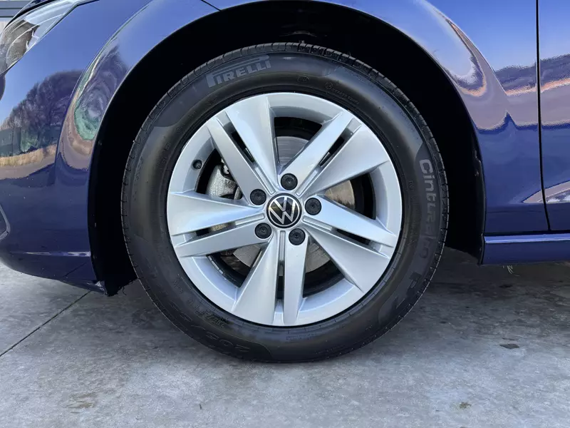 VOLKSWAGEN Golf VIII 2.0 TDI 115cv 115 CV Manual