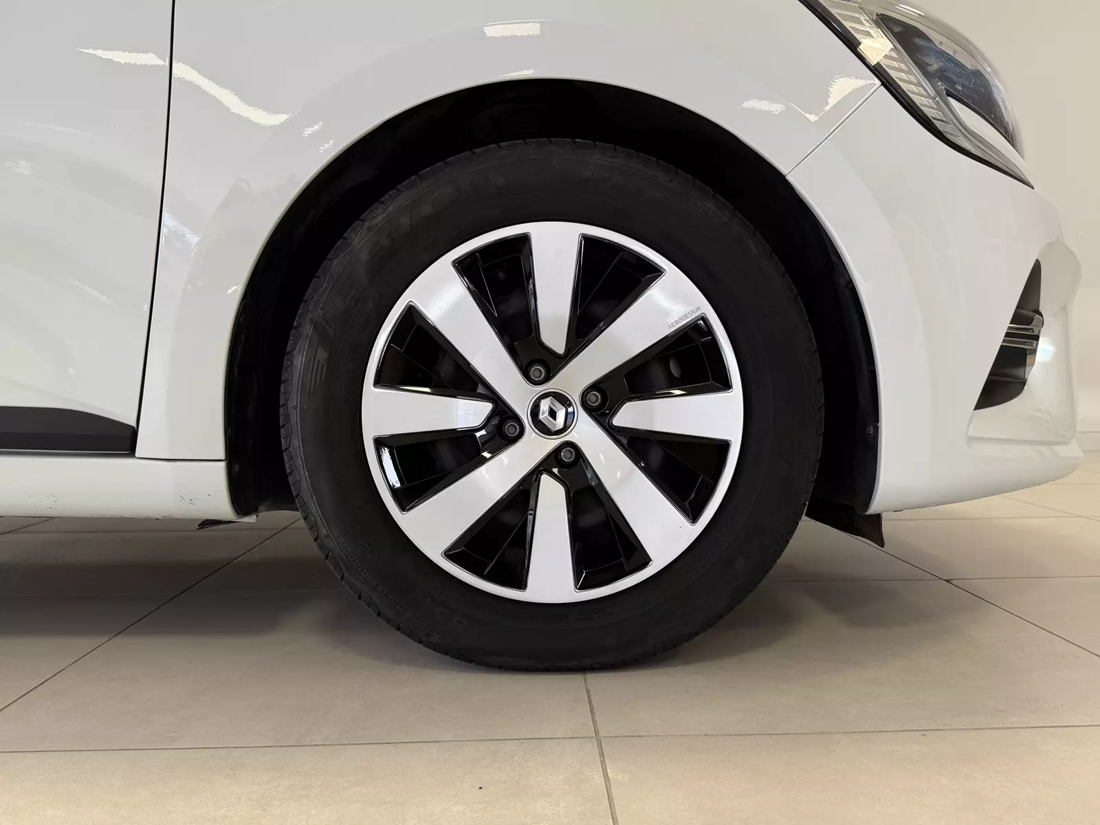 RENAULT Clio 1.5 BluedCi 100cv Intens 100 CV Manual
