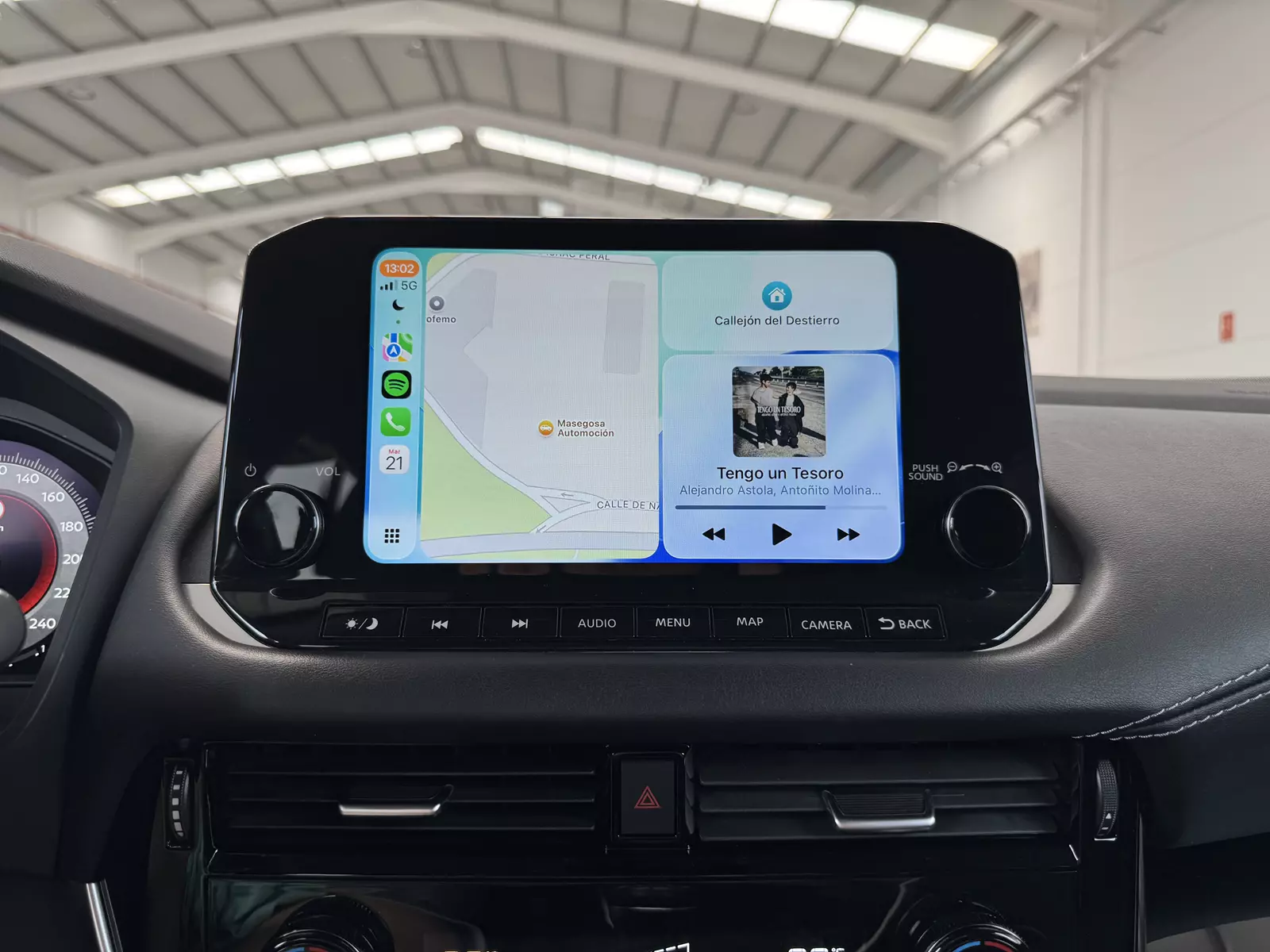 Nissan  Qashqai 1.3 DIG-T MHEV 140cv N-Connecta Hybrid 140 CV Manual