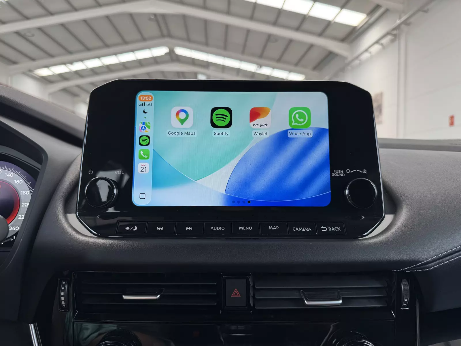 Nissan  Qashqai 1.3 DIG-T MHEV 140cv N-Connecta Hybrid 140 CV Manual