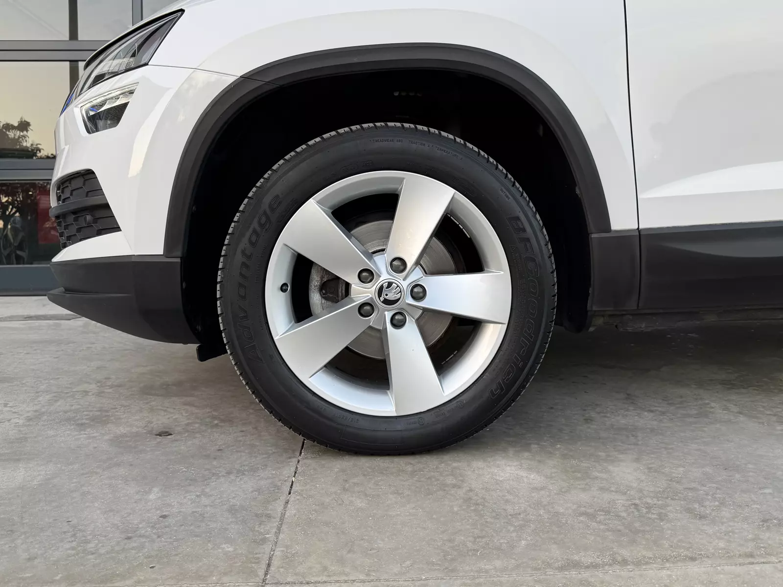 Skoda Karoq 1.5 TSI 150Cv DSG Ambition 150 CV Automático
