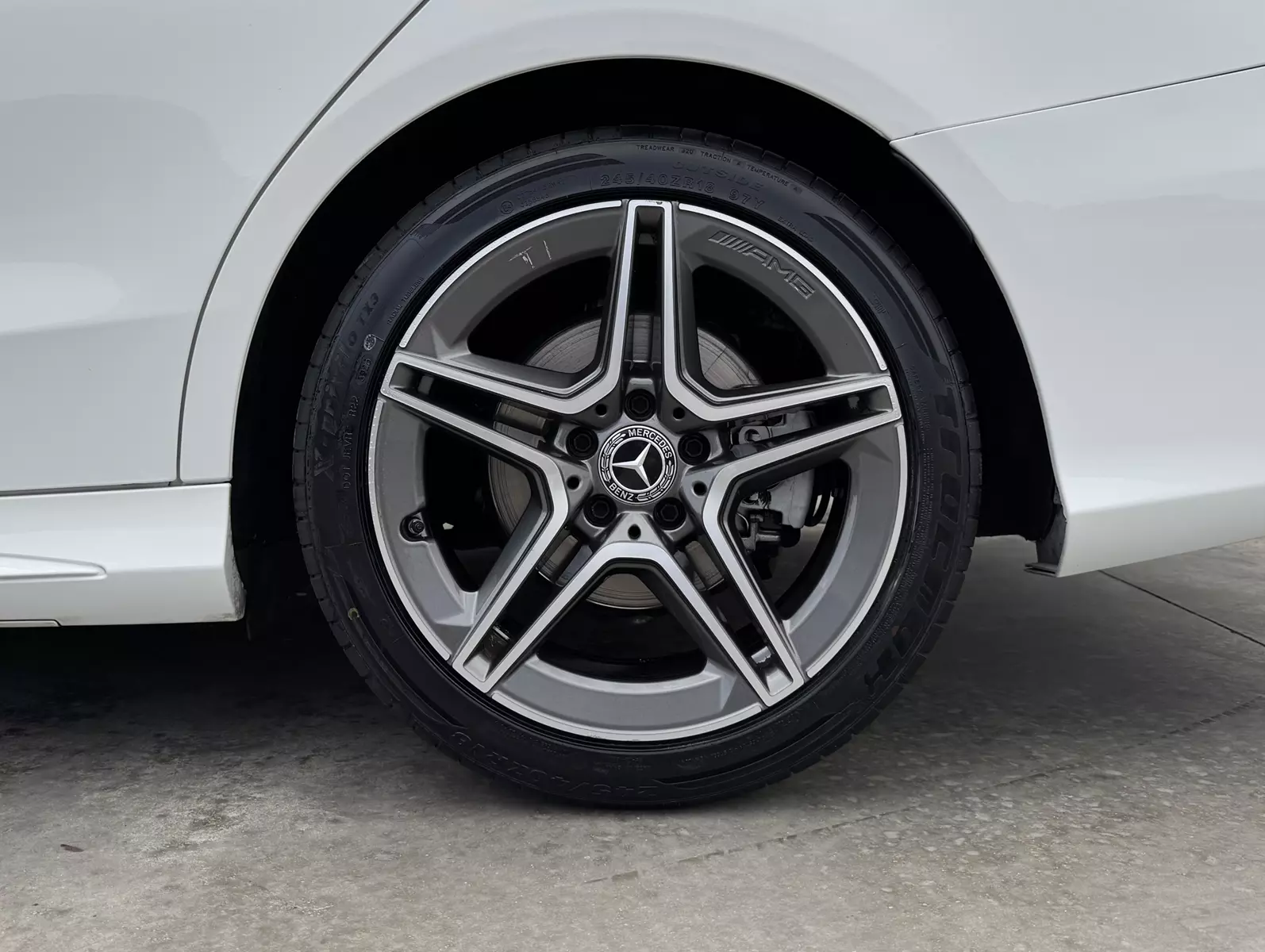 MERCEDES BENZ Clase C200 160cv 9 G-Tronic AMG  160 CV Automático