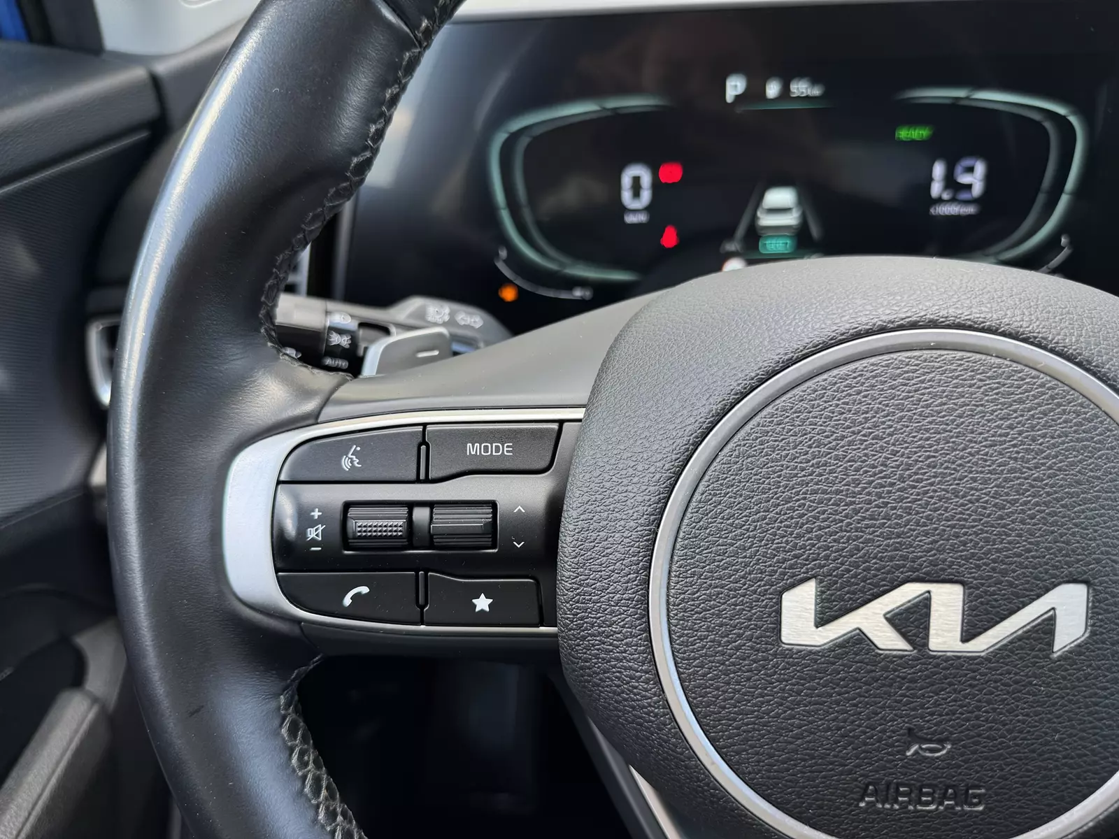 Kia Sportage 1.6 T-GDi HEV 230cv Drive 230 CV Automático