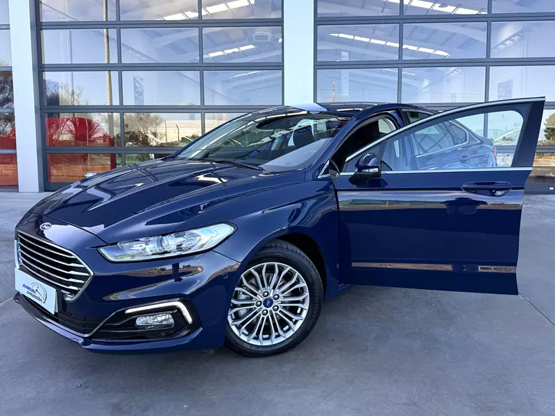 Ford Mondeo 2.0 Titanium 187Cv HEV AT Hybrid  187 CV Automático