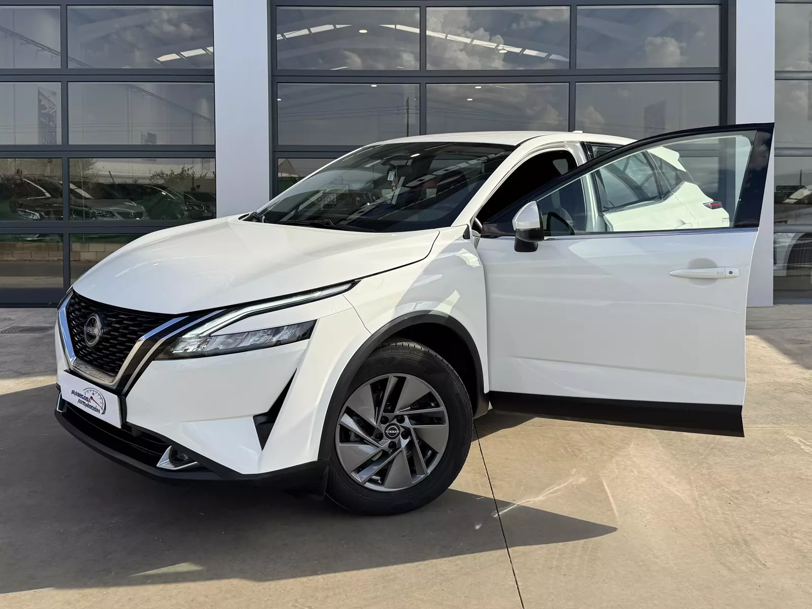Nissan  Qashqai DIG-T 140Cv MHEV 4x2 Acenta 140 CV Manual