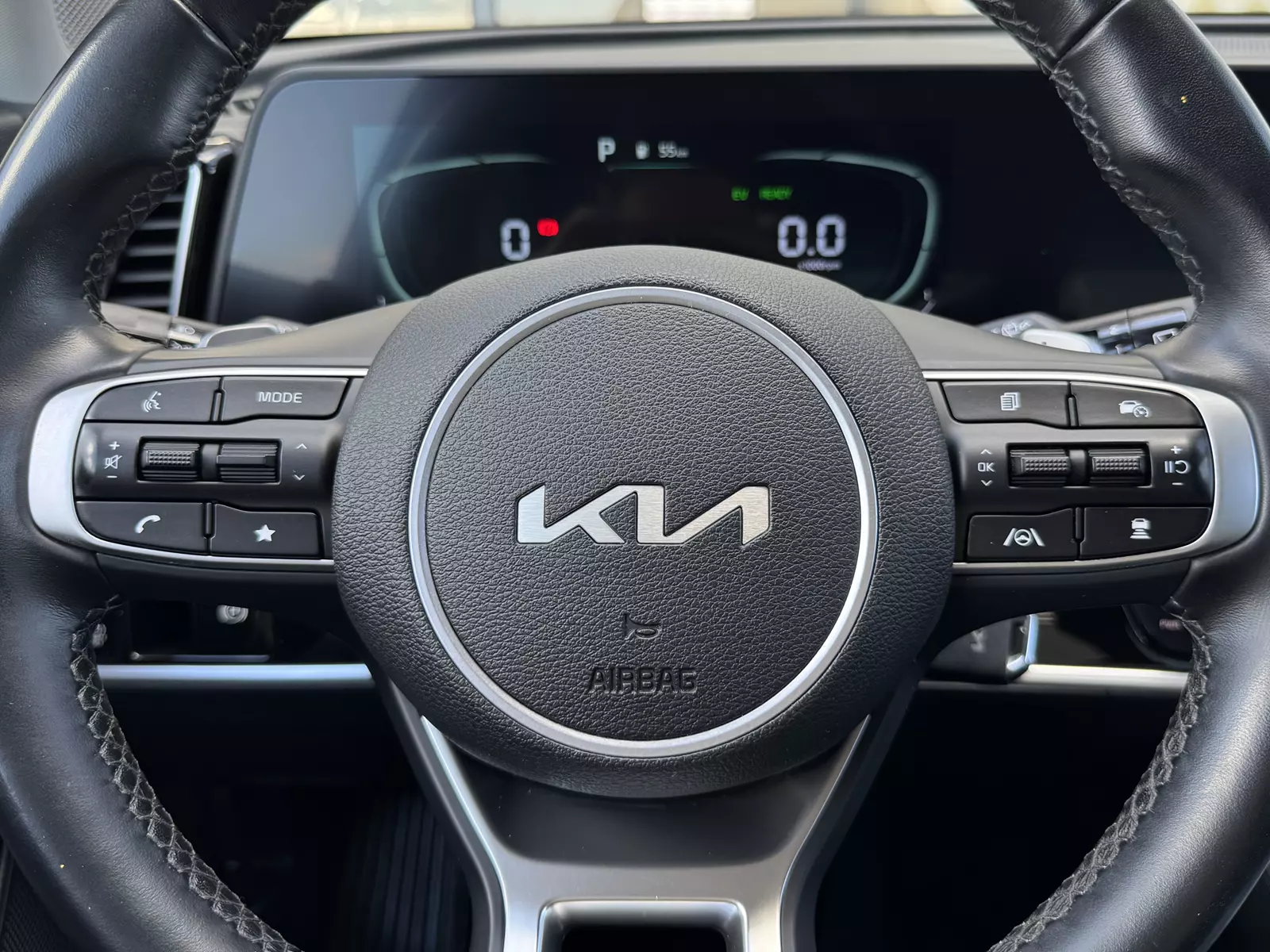 Kia Sportage 1.6 T-GDi HEV 230cv Drive 230 CV Automático