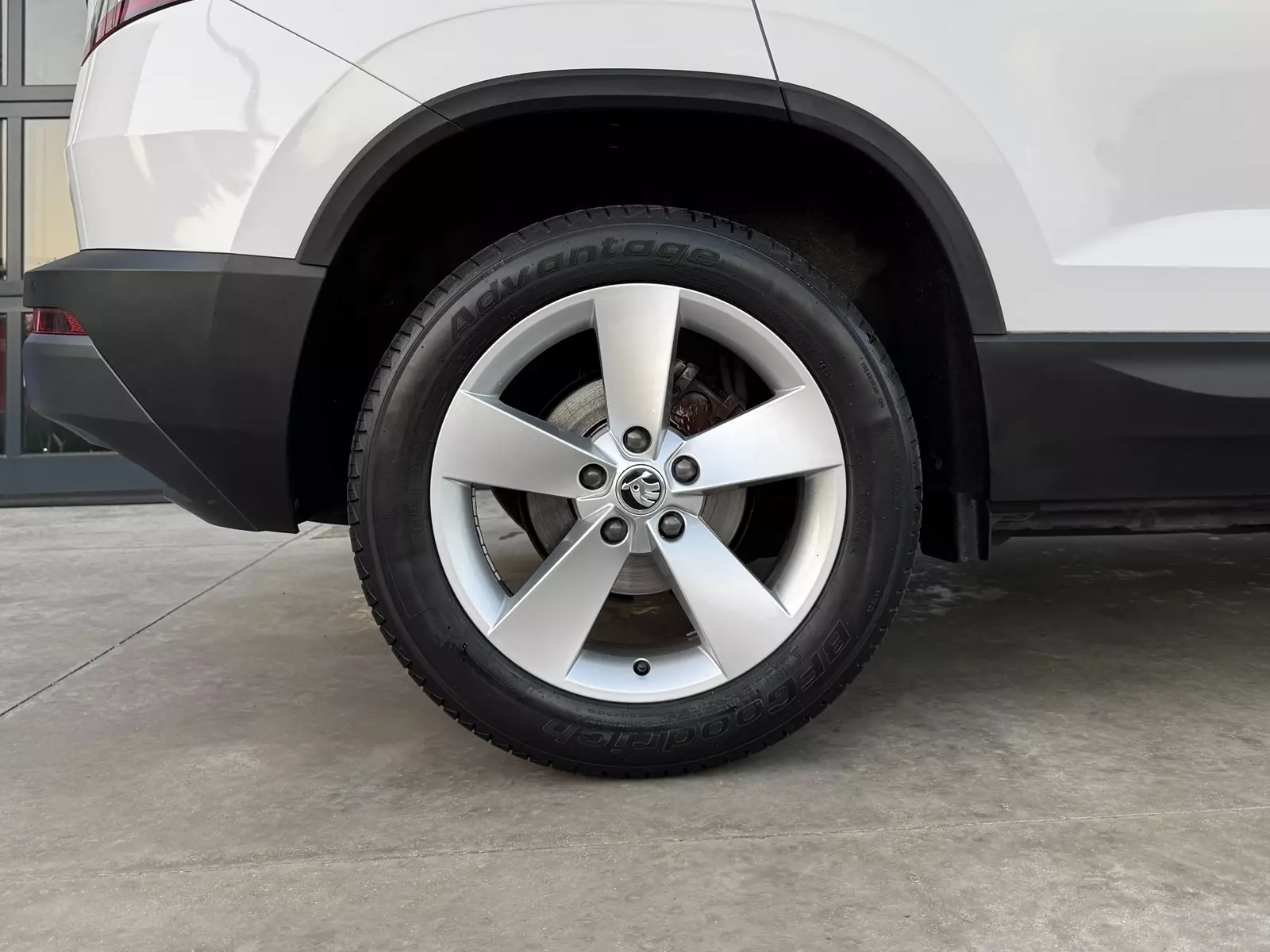 Skoda Karoq 1.5 TSI 150Cv DSG Ambition 150 CV Automático