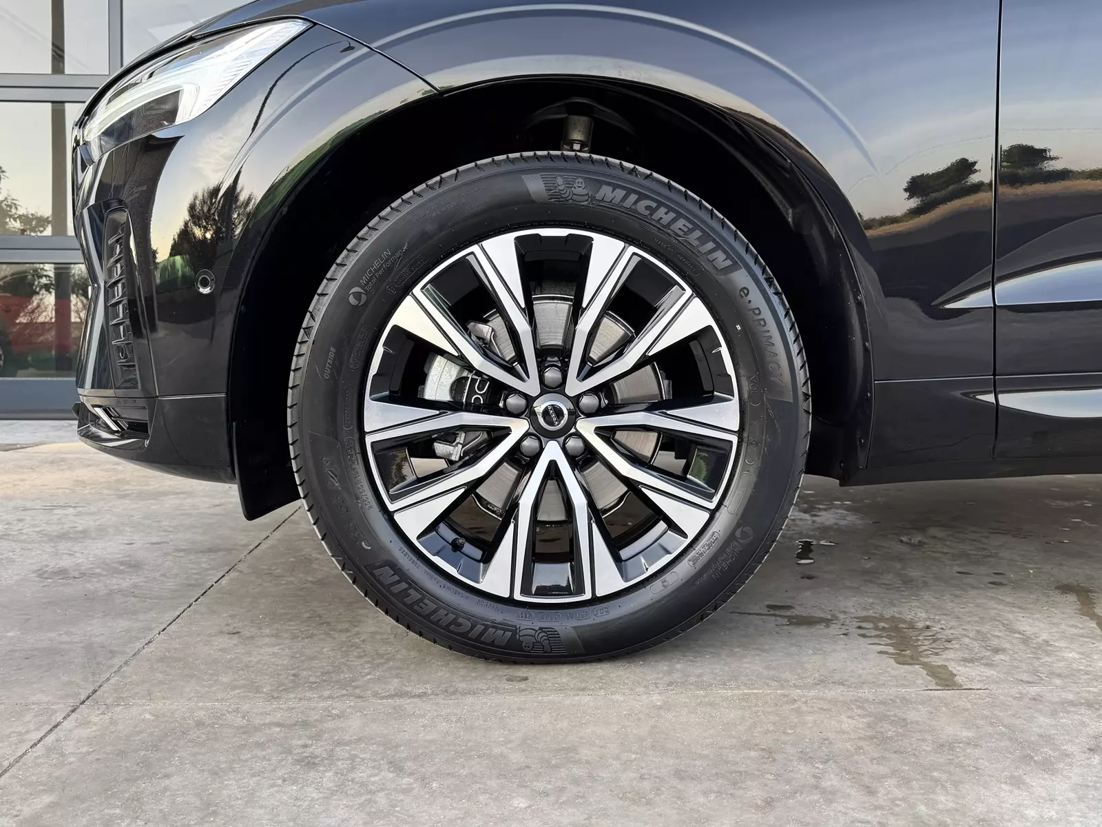 Volvo XC60 2.0 B5 Mild Hybrid 249cv AWD Plus Dark 249 CV Automático