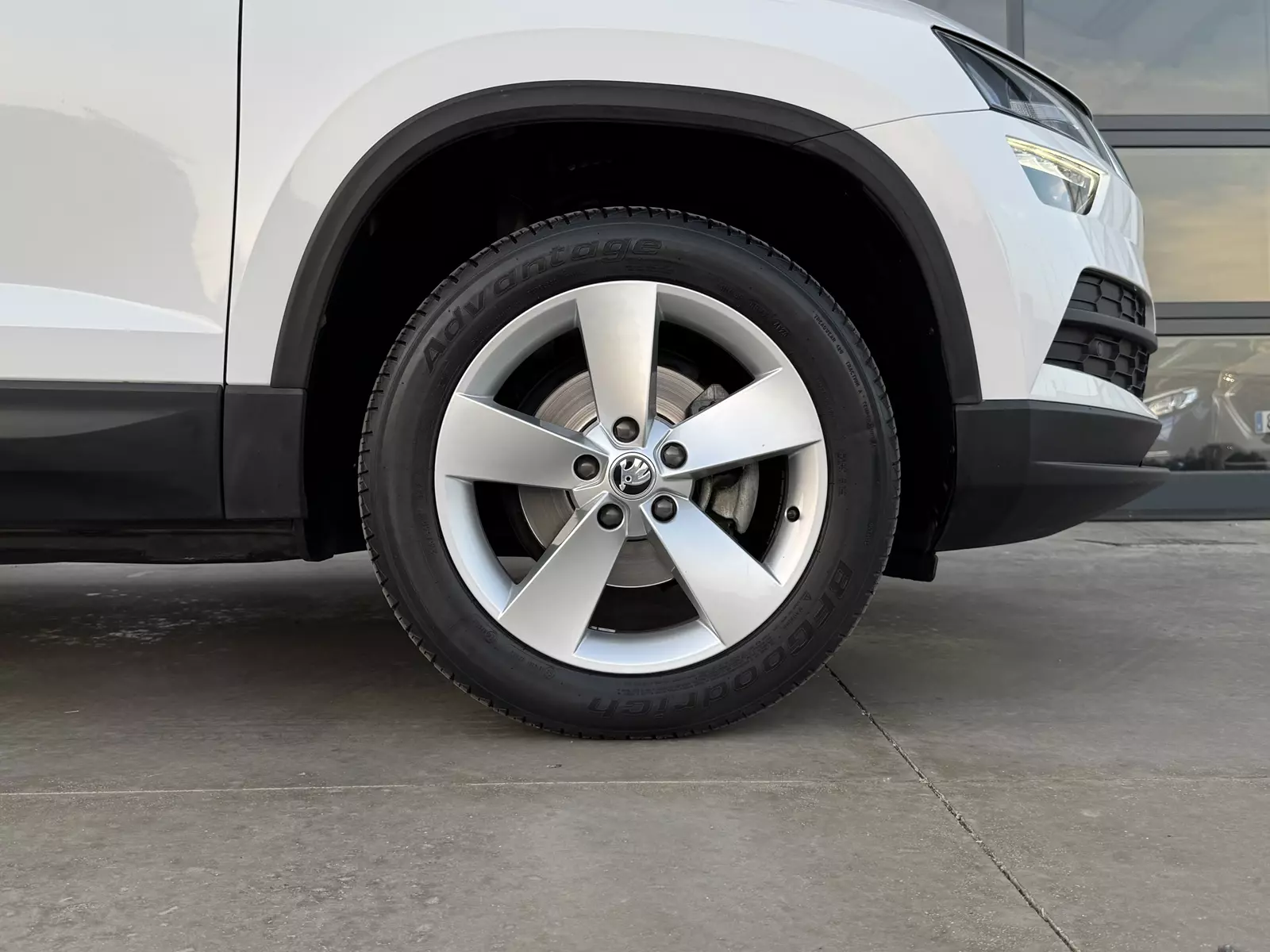 Skoda Karoq 1.5 TSI 150Cv DSG Ambition 150 CV Automático