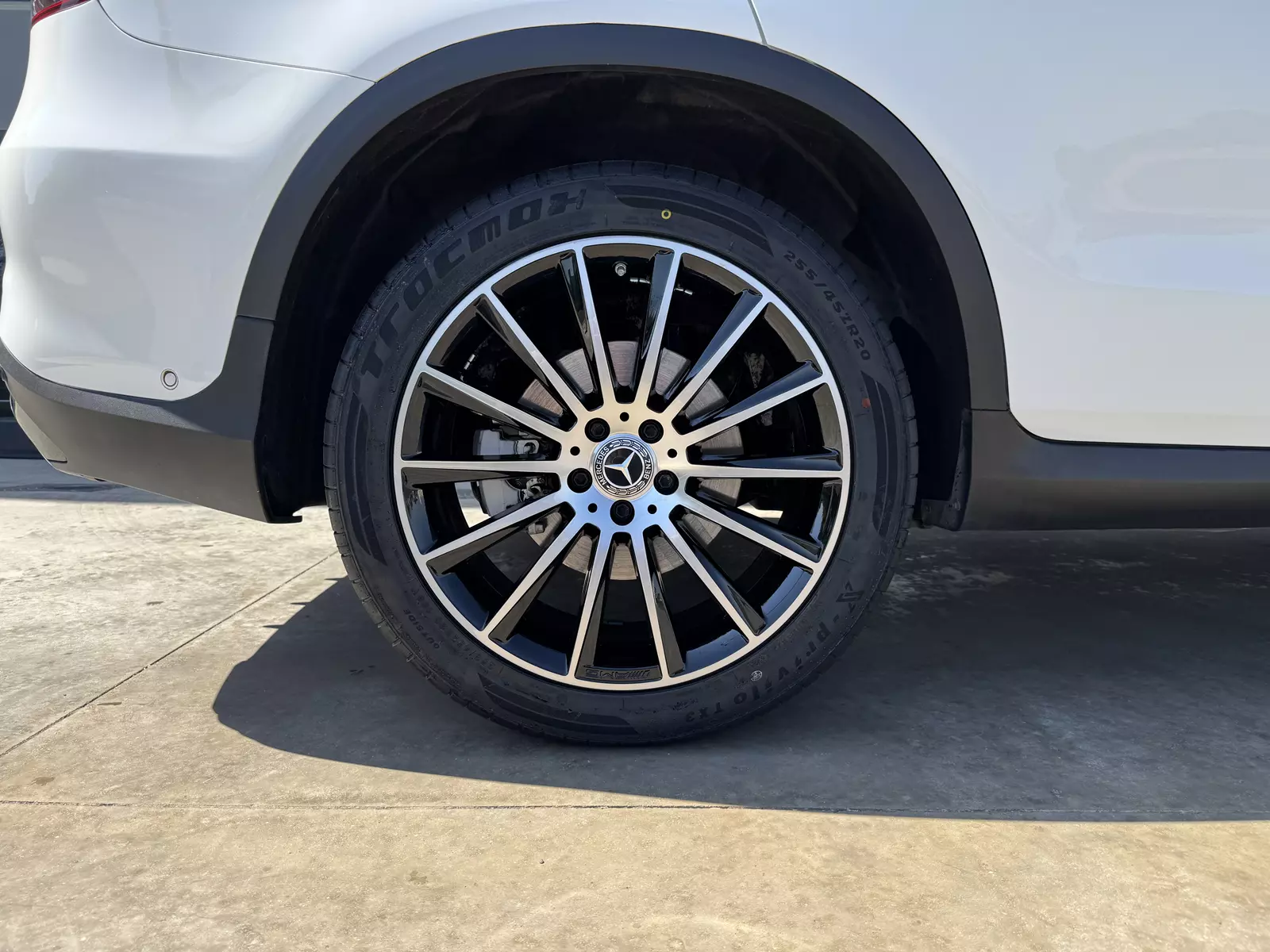 Mercedes-Benz GLC 220d 4MATIC 194cv 9GTronic AMG 194 CV Automático