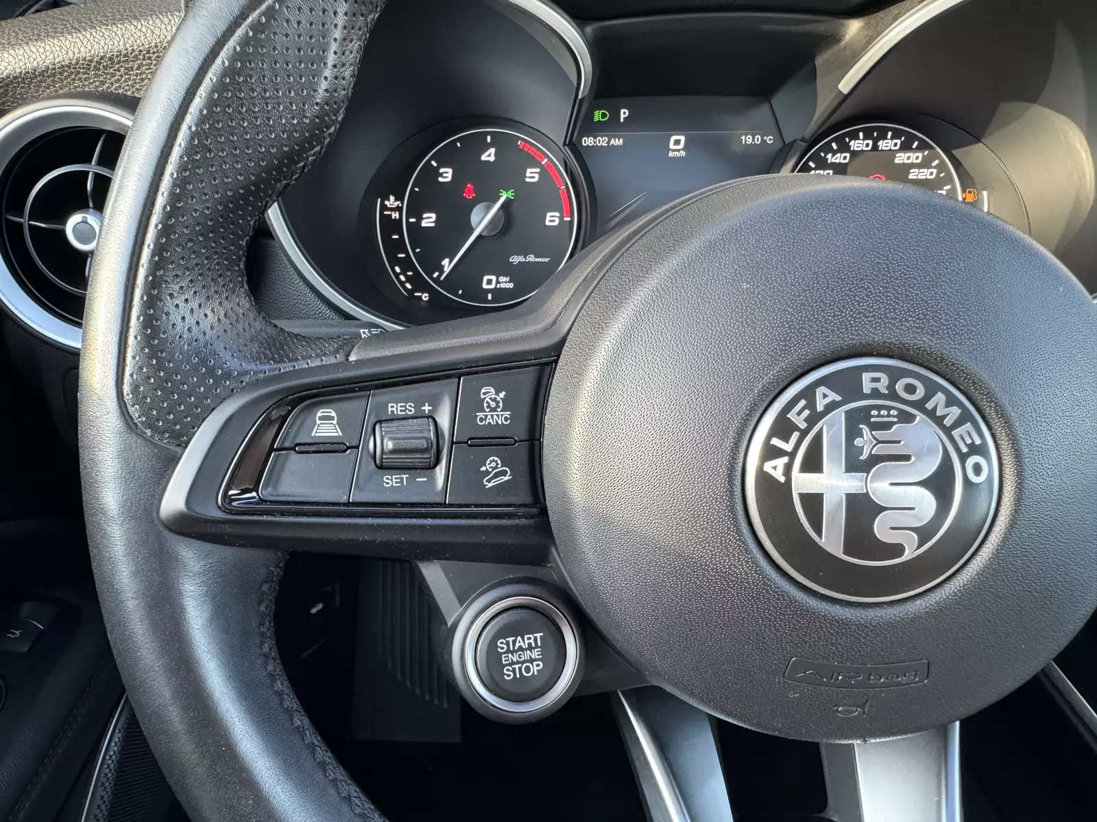 Alfa Romeo  Stelvio 2.2 210CV TI Q4 210 CV Automático