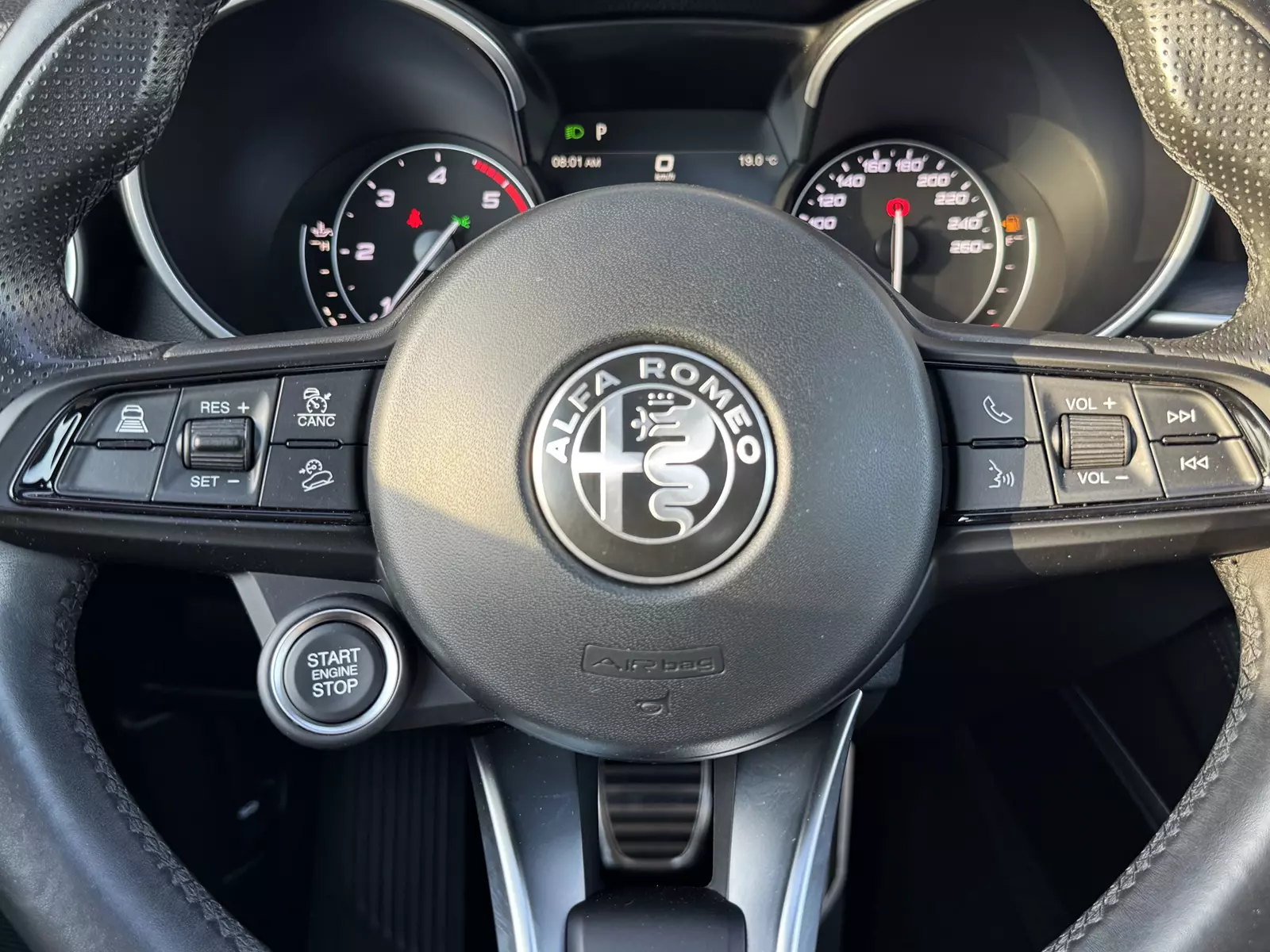 Alfa Romeo  Stelvio 2.2 210CV TI Q4 210 CV Automático