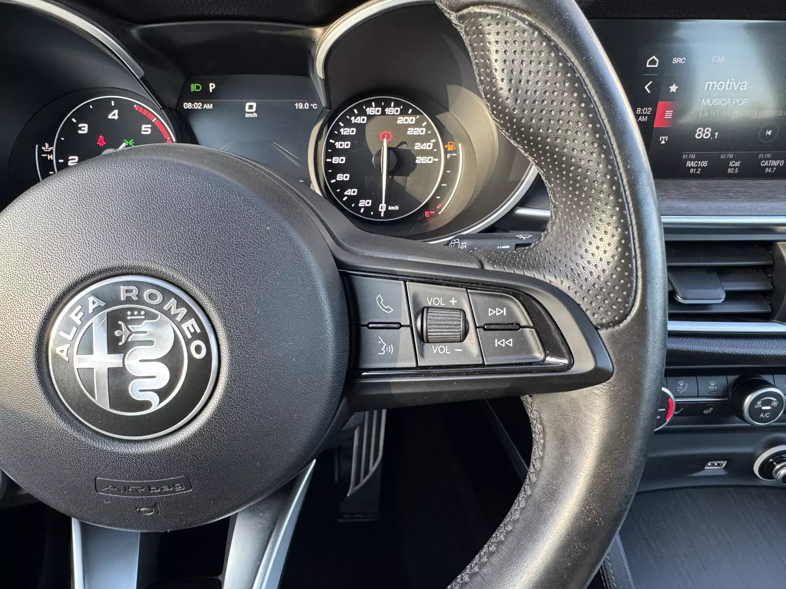 Alfa Romeo  Stelvio 2.2 210CV TI Q4 210 CV Automático