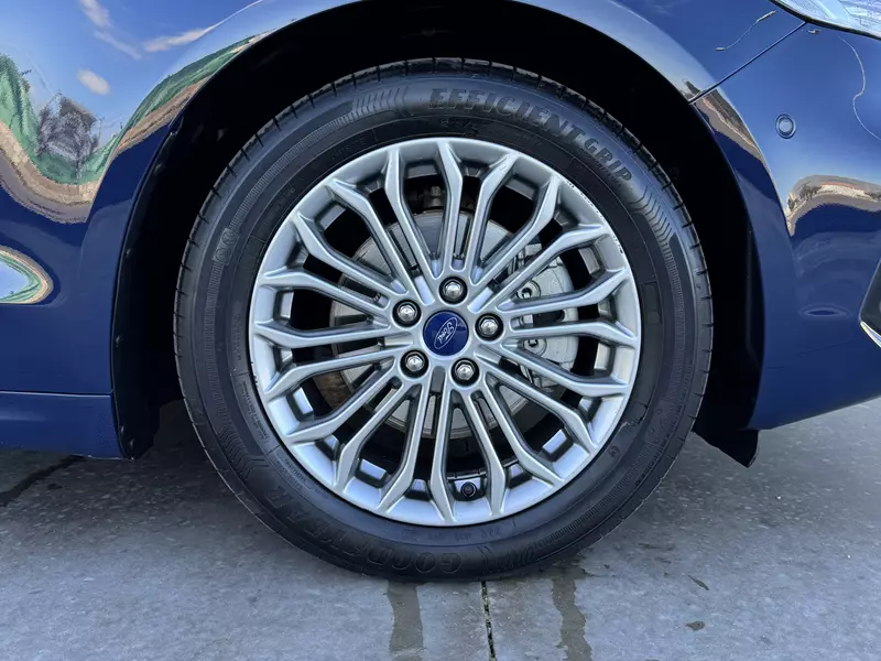 Ford Mondeo 2.0 Titanium 187Cv HEV AT Hybrid  187 CV Automático