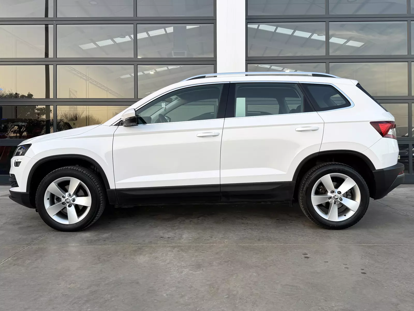 Skoda Karoq 1.5 TSI 150Cv DSG Ambition 150 CV Automático