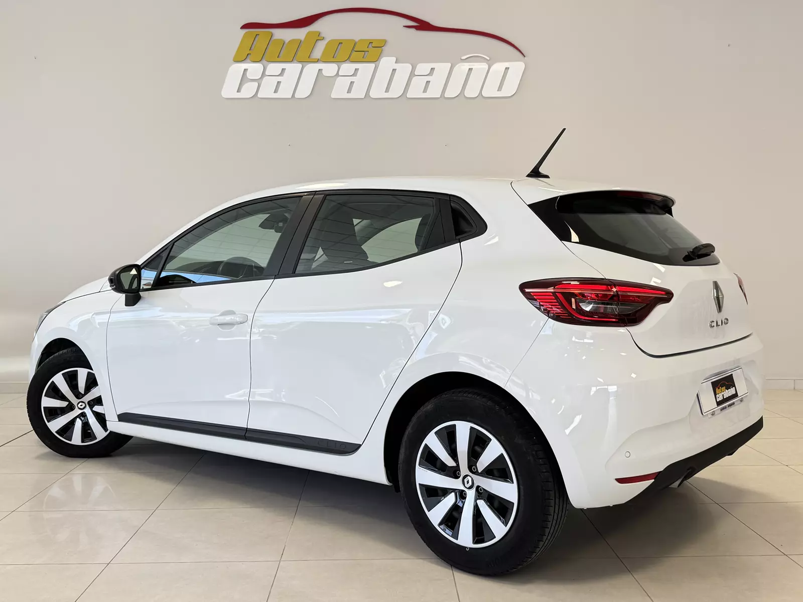 RENAULT Clio 1.5 BluedCi 100cv Intens 100 CV Manual