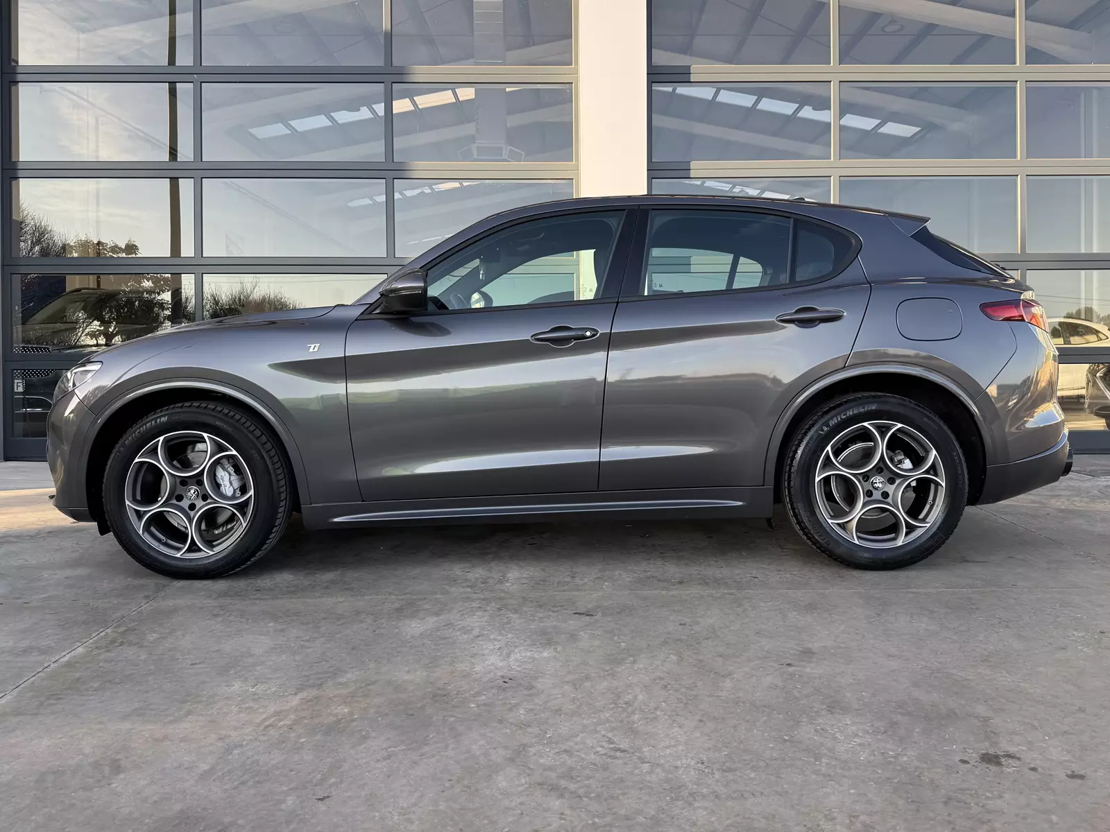 Alfa Romeo  Stelvio 2.2 210CV TI Q4 210 CV Automático