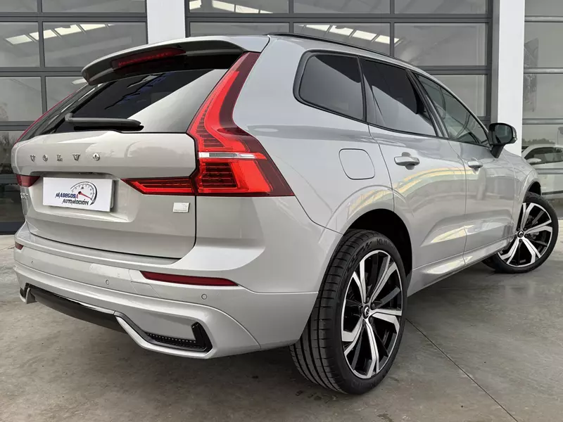 Volvo XC60 2.0 T6 AWD Recharge R-Design Auto 341 CV Automático