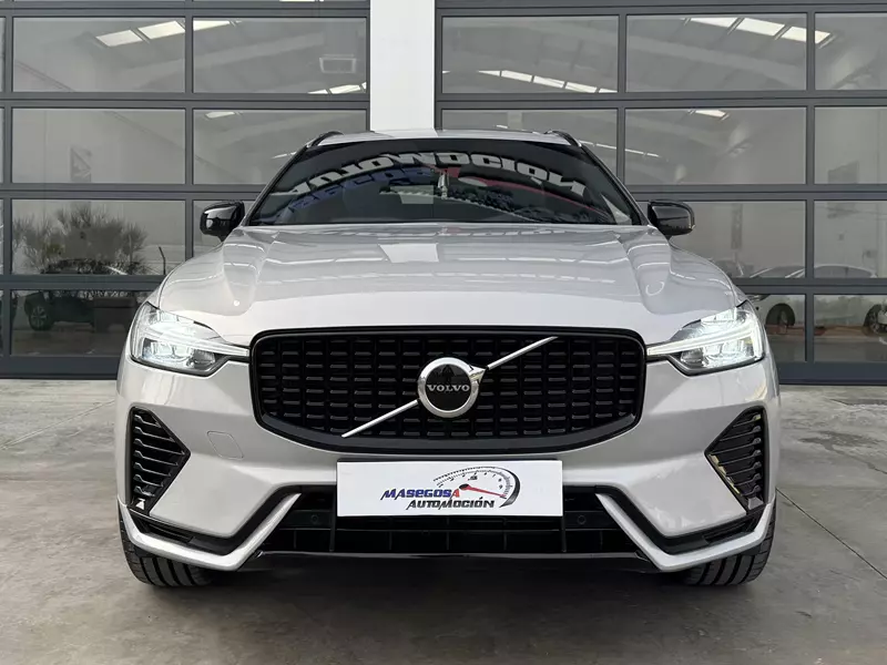 Volvo XC60 2.0 T6 AWD Recharge R-Design Auto 341 CV Automático