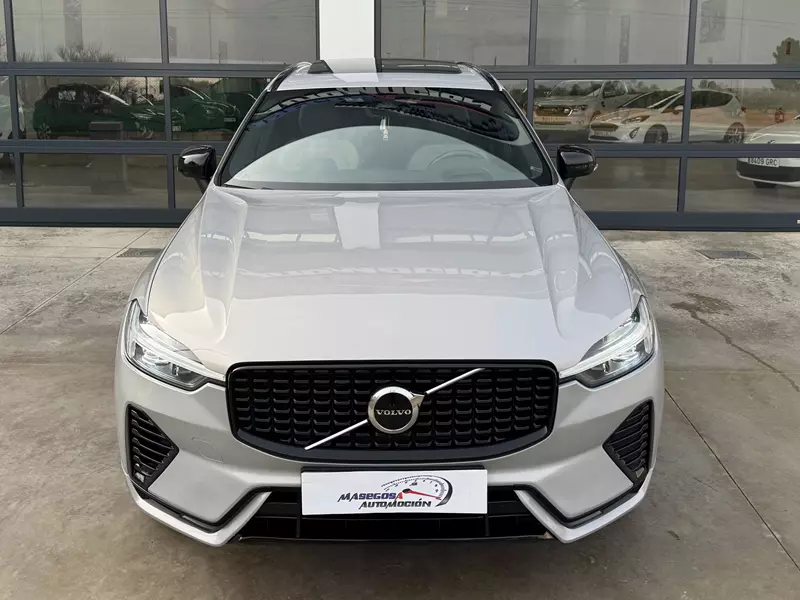 Volvo XC60 2.0 T6 AWD Recharge R-Design Auto 341 CV Automático