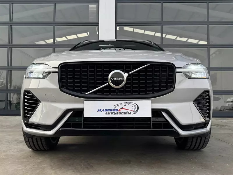 Volvo XC60 2.0 T6 AWD Recharge R-Design Auto 341 CV Automático