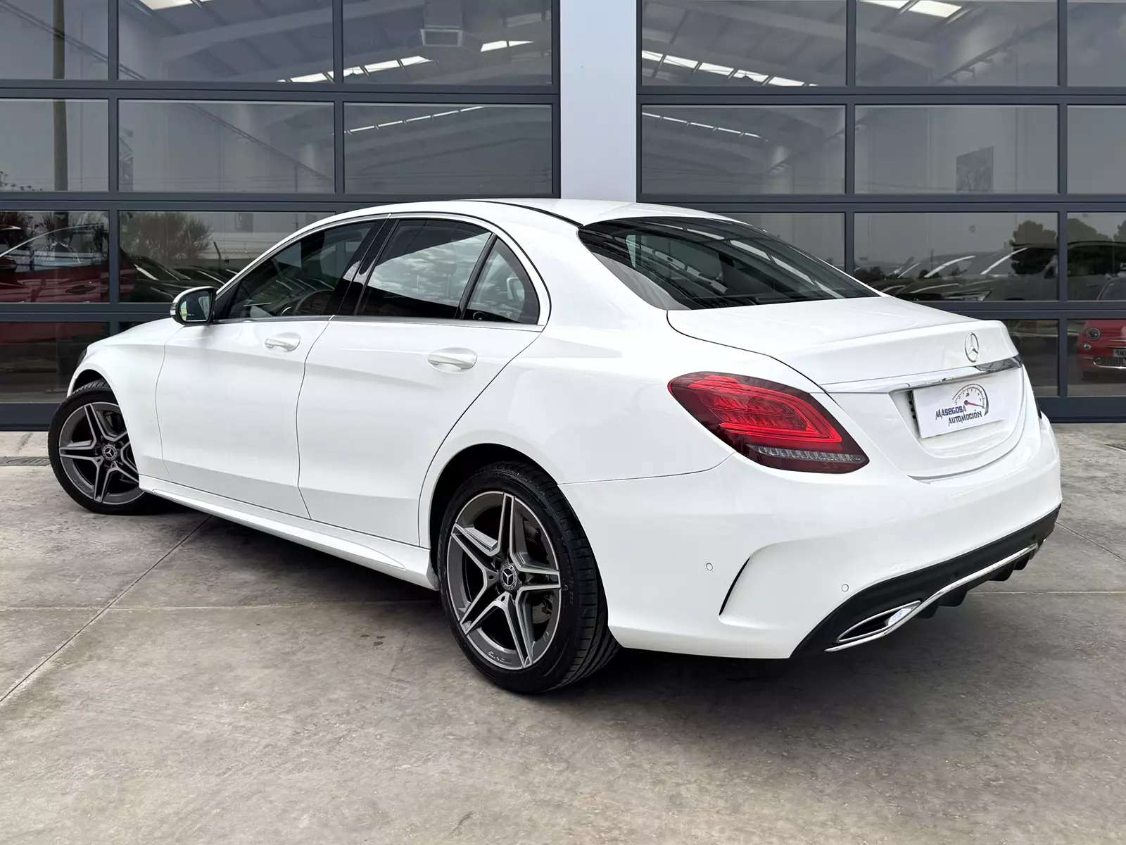 MERCEDES BENZ Clase C200 160cv 9 G-Tronic AMG  160 CV Automático