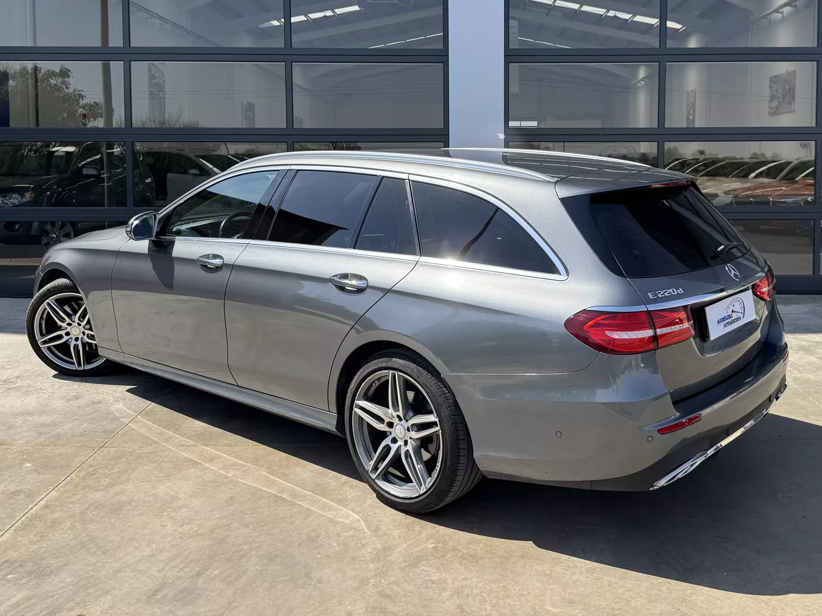 Mercedes-Benz Clase E 220d Estate 194cv 9G-TRONIC AMG 194 CV Automático
